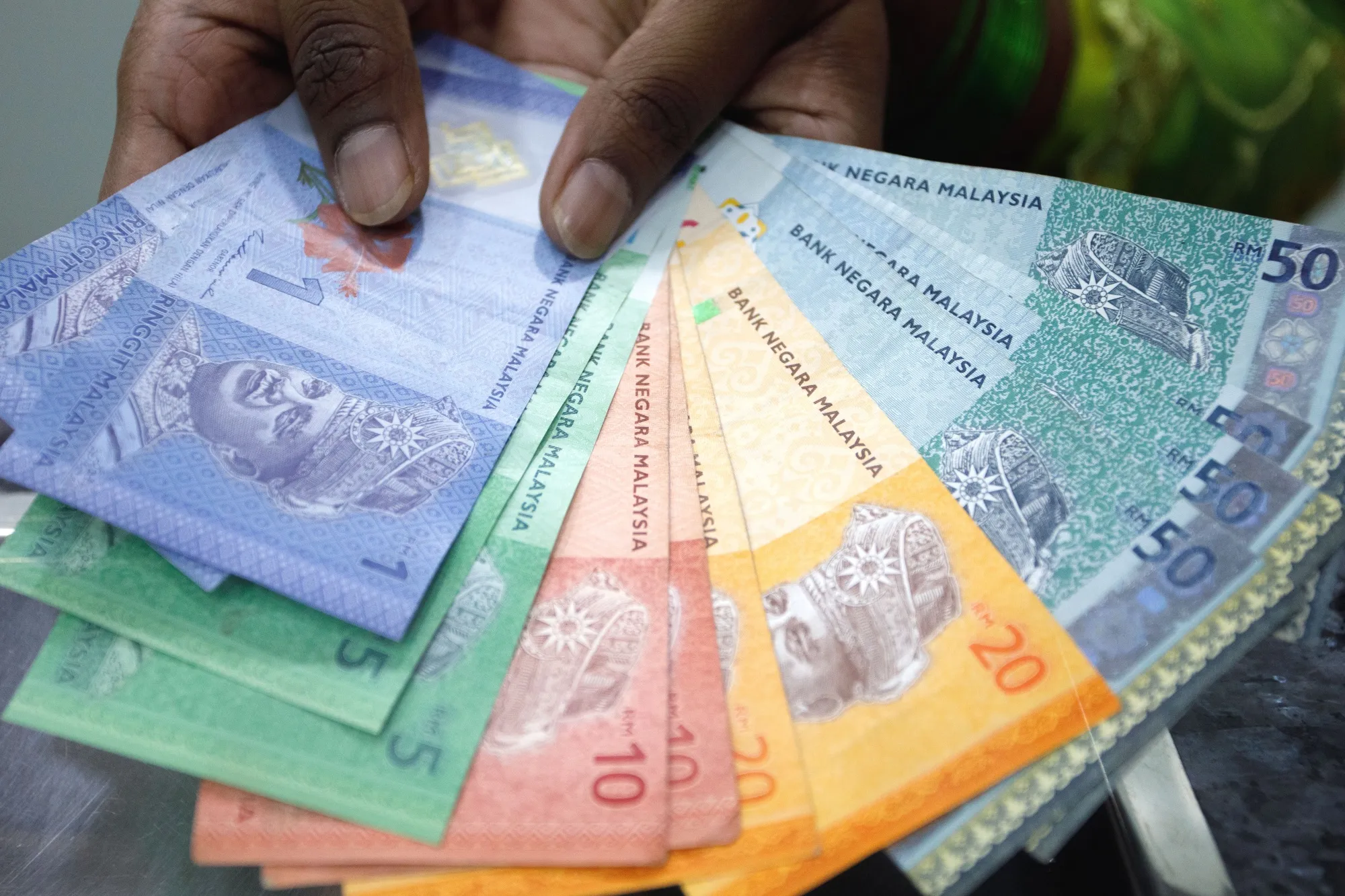 Wang kertas Ringgit Malaysia (RM) boleh dianggap antara yang tercantik di dunia