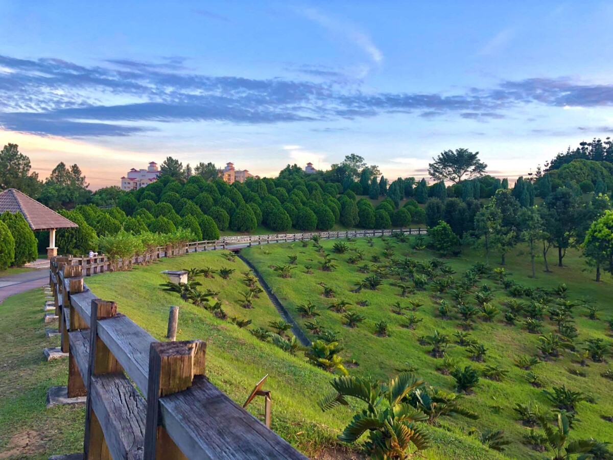 Dengan pemadangan hijau, padanlah dengan namanya