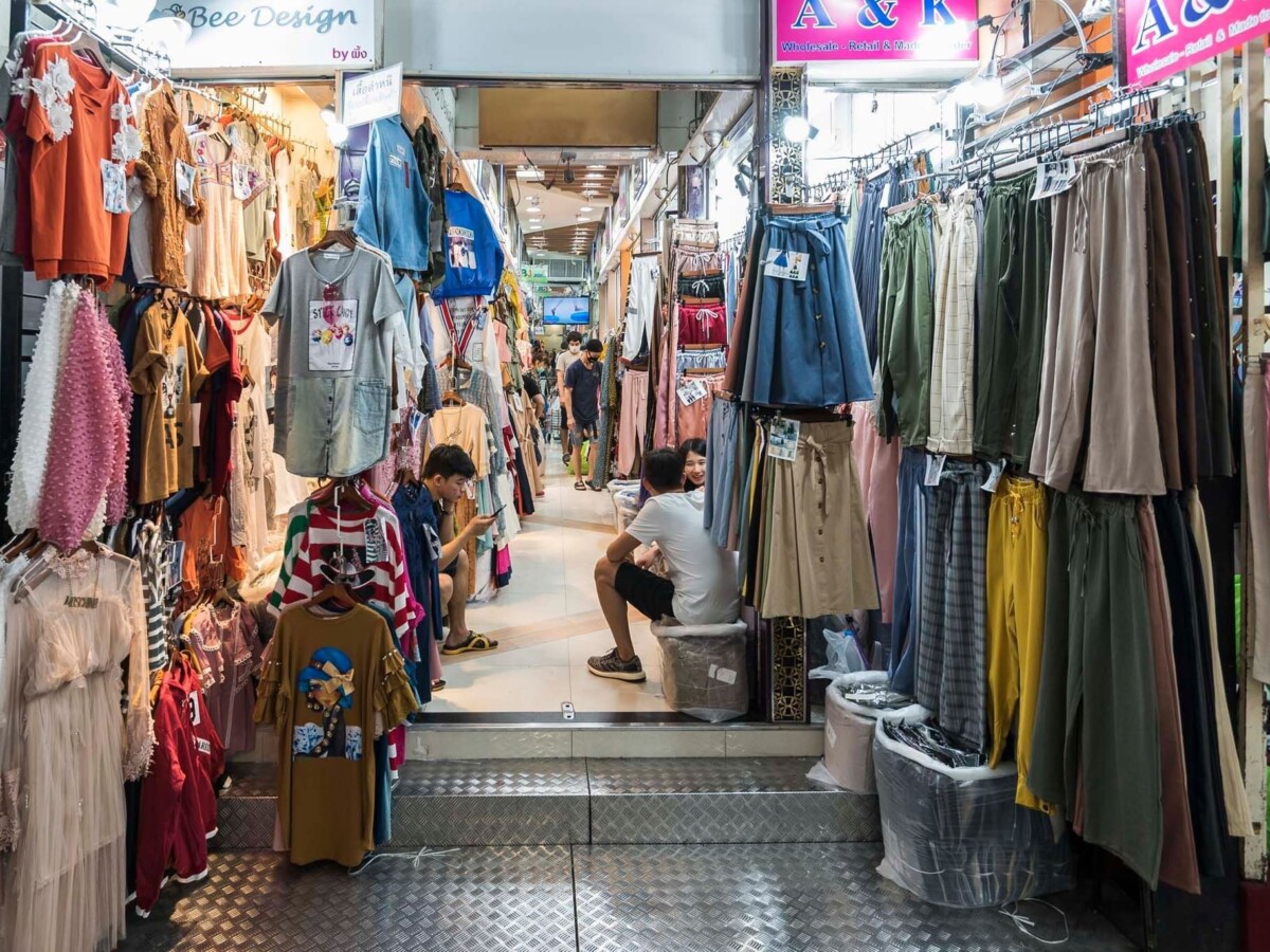 Nak cari pakaian trendy datang ke sini