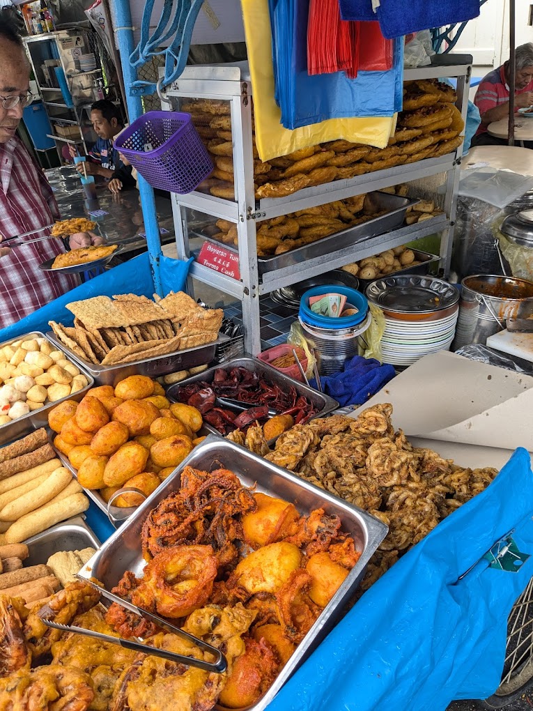 Bestnya rojak pasembur ialah aneka bahan yang boleh dipilih