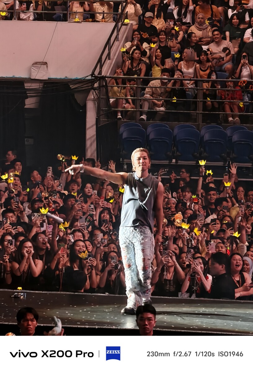 Dengan bateri 6000mAh dan 90W FlashCharge, nikmati rakaman sepanjang malam tanpa bimbang.