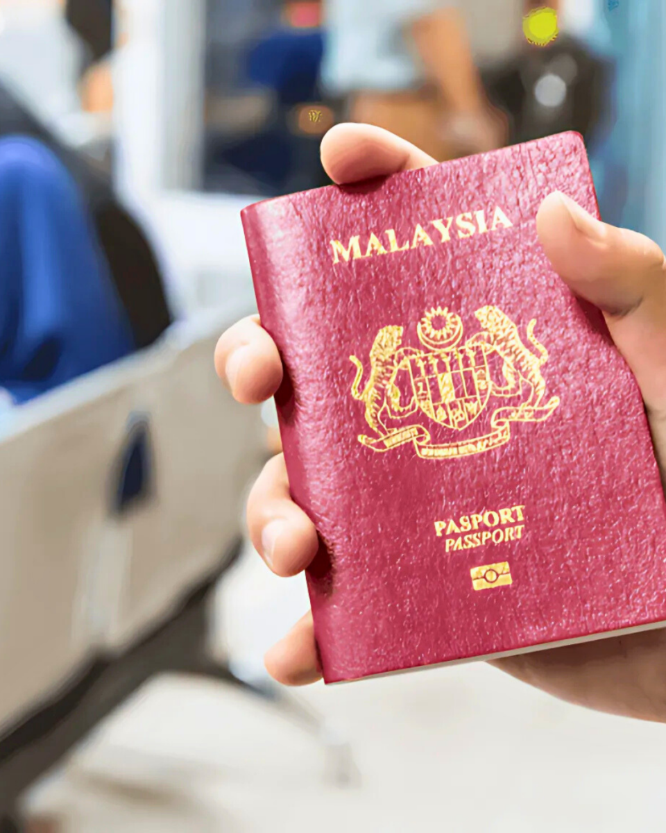 Isi kad ketibaan digital lebih cepat, mudah & selamat – semua dalam satu app. Muat turun sekarang dan nikmati perjalanan yang lancar