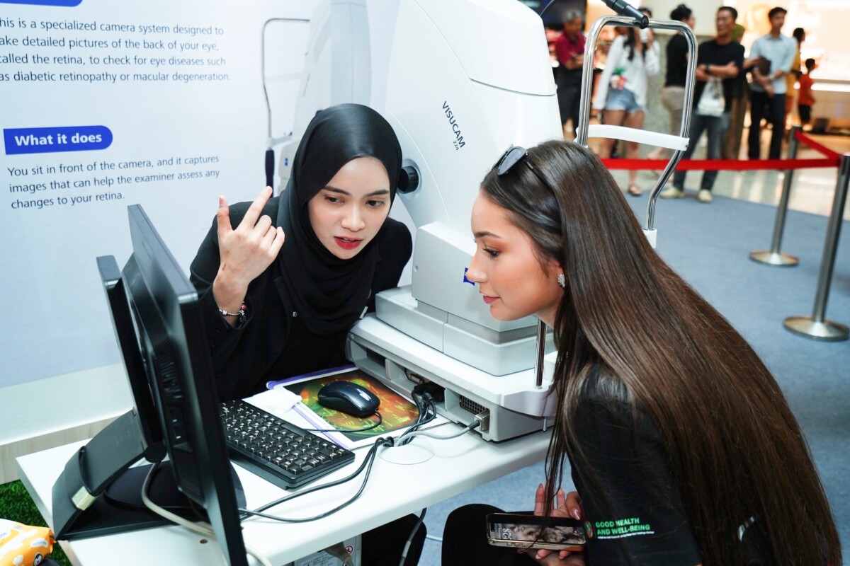 Memberi penerangan tentang kepentingan mata